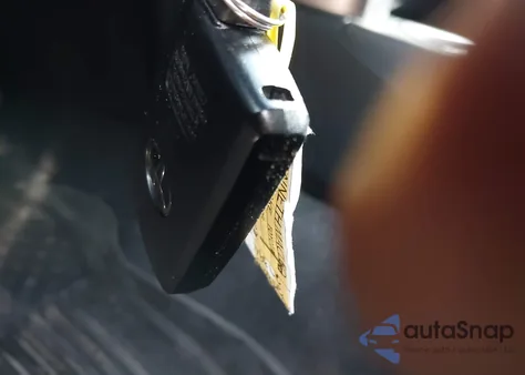 2018 Toyota Rav4 Xle from USA, damaged, VIN JTMRFREV5JJ238923